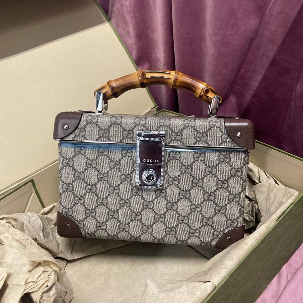 Gucci Bamboo Bag (BRAND NEW NEVER WORN)